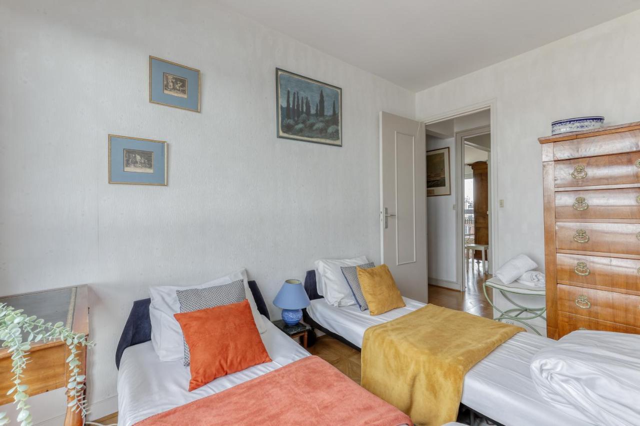 Large And Bright 2 Bdrs Flat With View - Paris 20 Lägenhet Exteriör bild